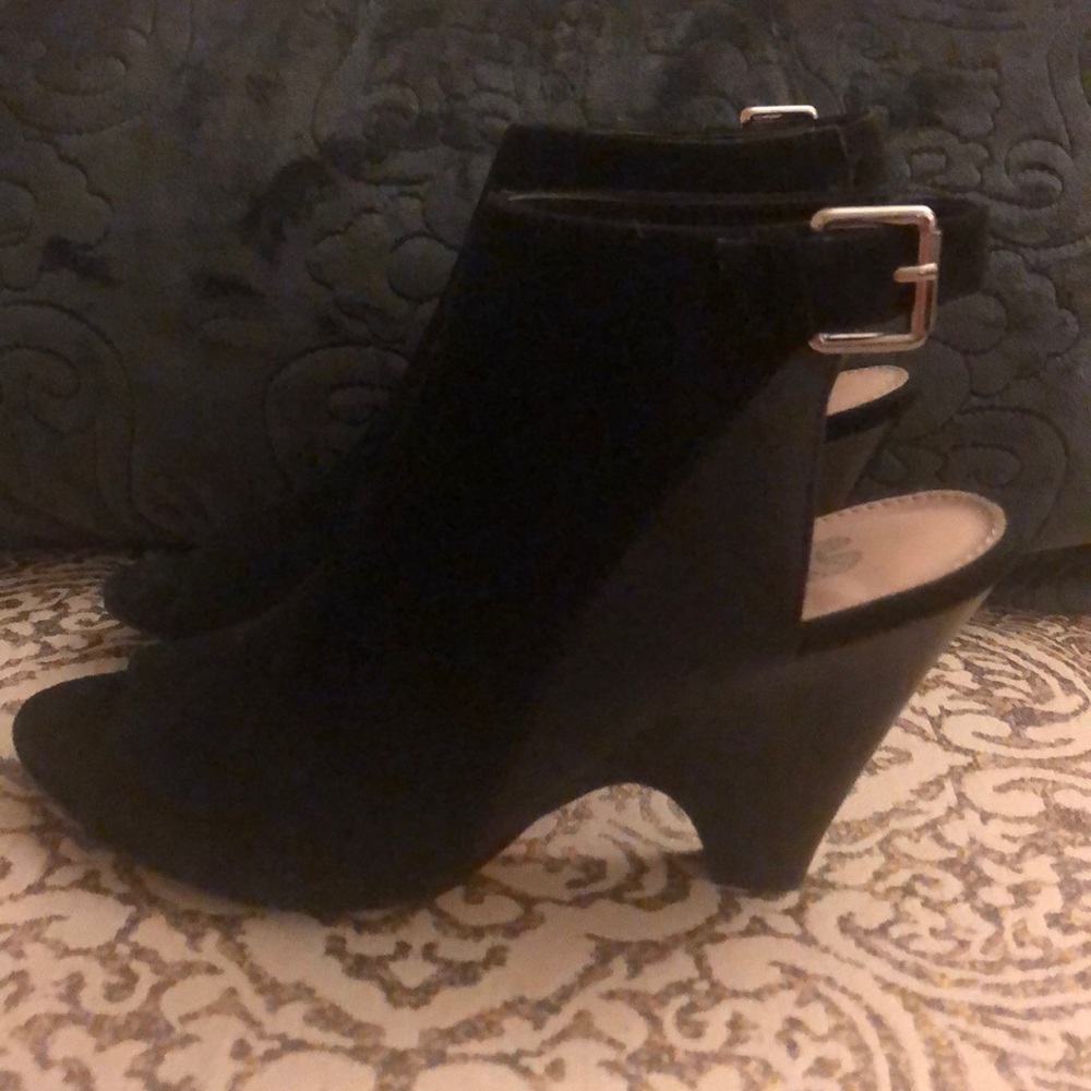 VS heels - Picture 3 of 7
